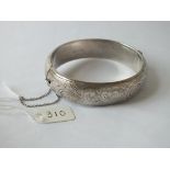 Hinged silver bangle