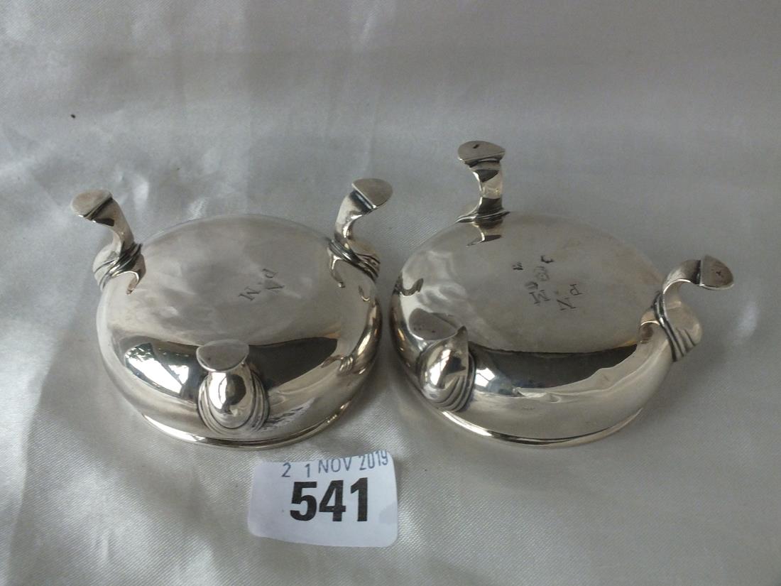 Pair of Georgian compressed salts, 2.5” dia. Lon 150g. - Image 3 of 5