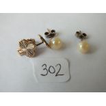 Pair of 9ct mounted pearl ear studs & another pair