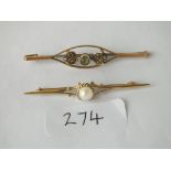 Two 9ct. bar brooches, one with pearl, 4.5g.
