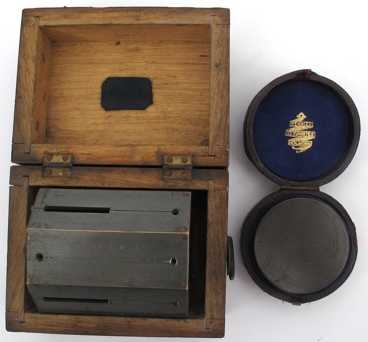 Early 20th century surveyor's instruments. An optical square in fitted leather case and a surveyor's - Image 2 of 2