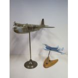A presentation model of a De Havilland Sea Venom DH 112 aeroplane, mounted on a wooden base, the