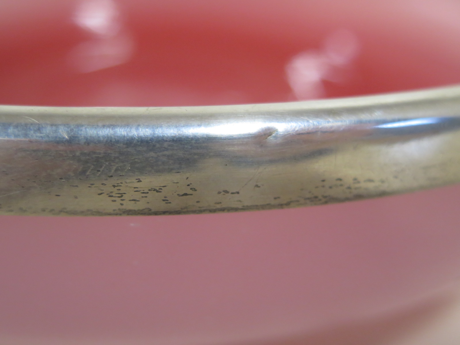 An early 1900s pink Vaseline glass circular bowl having a silver rim with hallmarks for Birmingham - Image 3 of 4