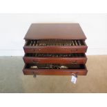 A three drawer canteen of Kings pattern cutlery containing 126 pieces, all good condition with