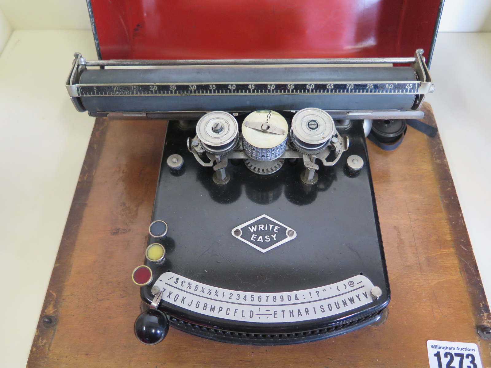 An early 20th century - Write Easy - typewriter in working order with spare ribbon and original case - Image 2 of 3