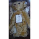 A Steiff British Collectors Bear 1990, 1906 replica - 33cm, Mohair - limited edition, number 146