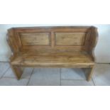 A pine Victorian style bench/pew 91cm H x 138cm x 41cm