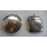 A silver vesta case, approx 0.91 troy oz, cased compact with mirror to interior of lid - both in