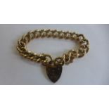 A 9ct gold chain bracelet, approx 61 grams, approx 18cm long, in good condition