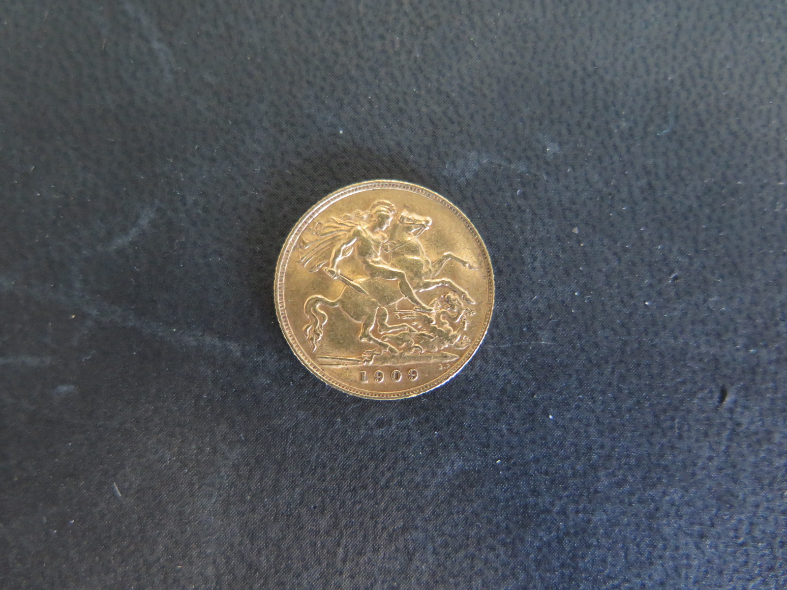 Edward VII gold half sovereign dated 1909