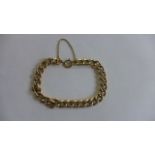 A 9ct gold chain bracelet, approx 9 grams, approx 18cm long, in good condition