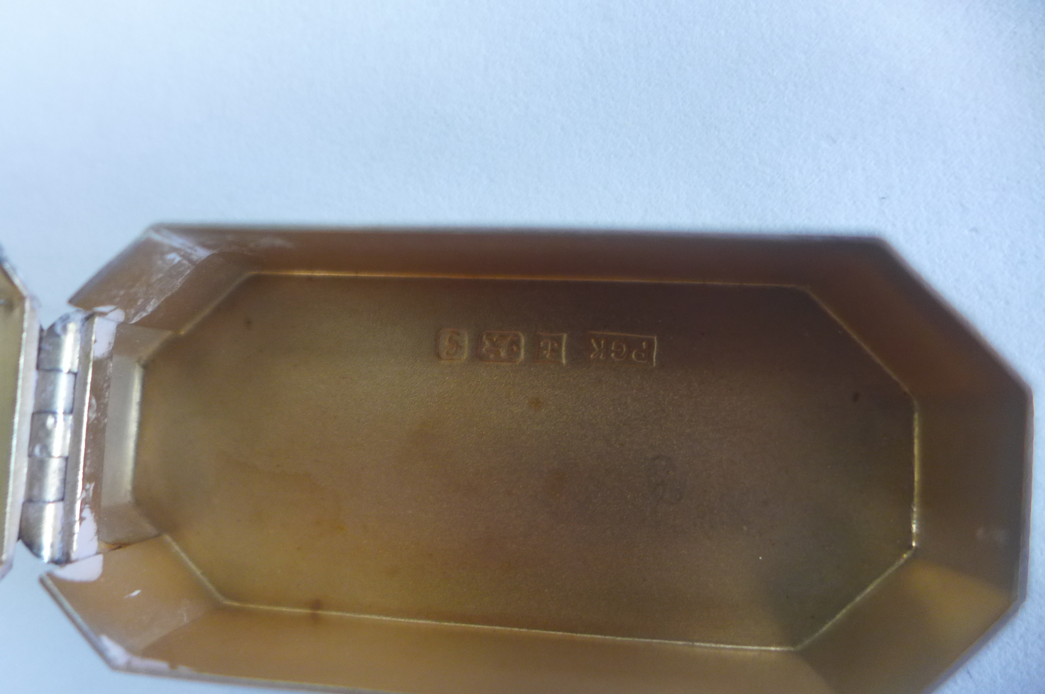 A silver pill box, Birmingham 981, maker PGK, 5.5cm long, and a silver envelope stamp case, 3cm - Image 6 of 7