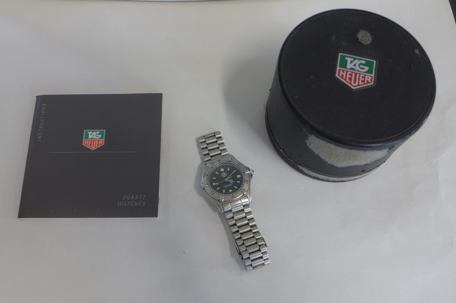 A Tag Heuer Professional gents mid range watch with steel case and bracelet, calendar, box and - Image 5 of 5