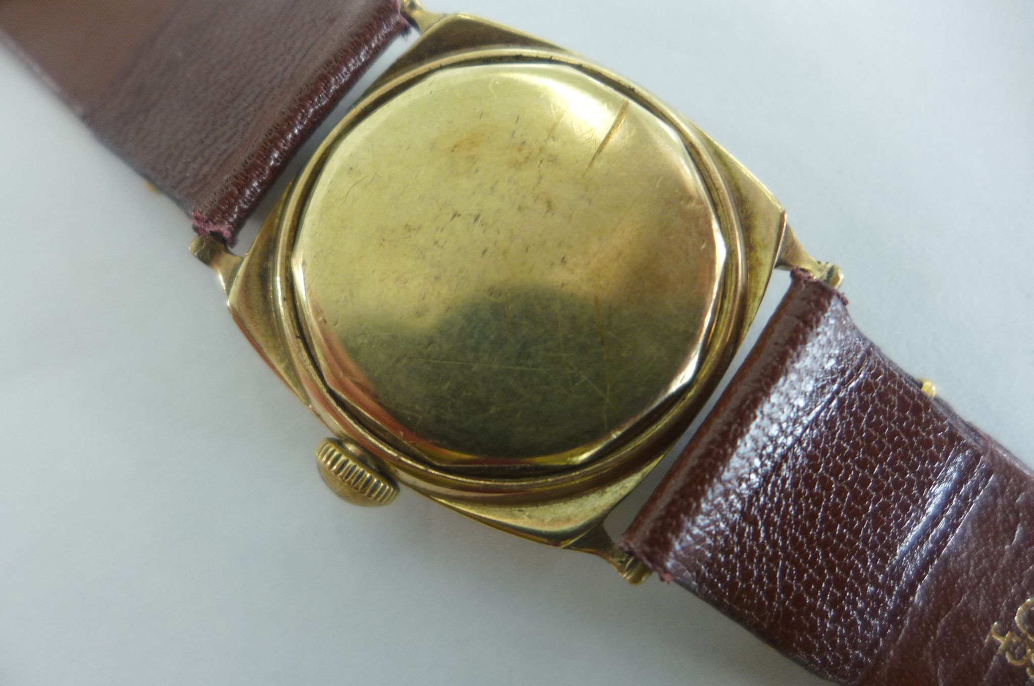 A JW Benson 9ct gold cushion cased wristwatch, white enamel face, with luninous Arabic numerals - Image 6 of 7