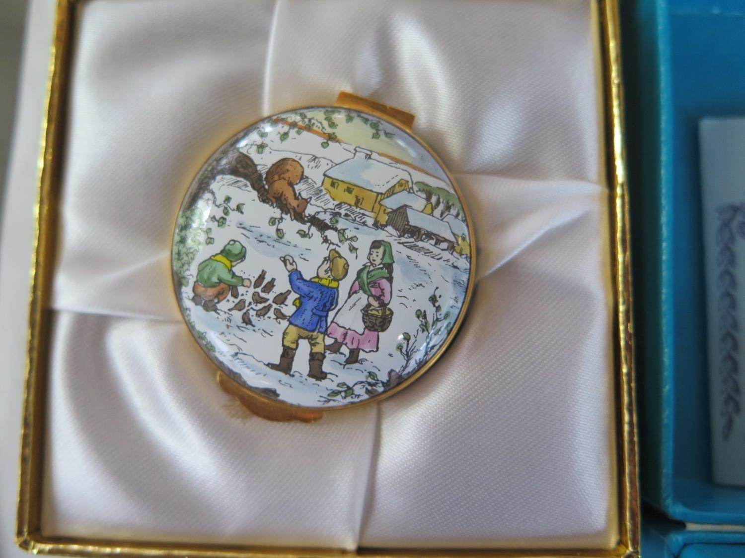 Five enamel boxes by Crummles and two Bilston enamel boxes, Halcyon Days, all boxed good condition - Image 6 of 6