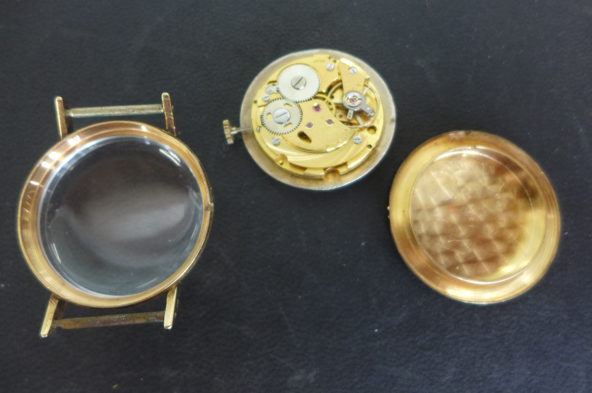 A gents 9ct gold Rotary wristwatch, case fully hallmarked, gold weight approx 10 gram, dial silvered - Image 3 of 3
