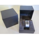 A ladies Gucci stainless steel bracelet quartz wristwatch, 2400L, boxed, running, in good condition