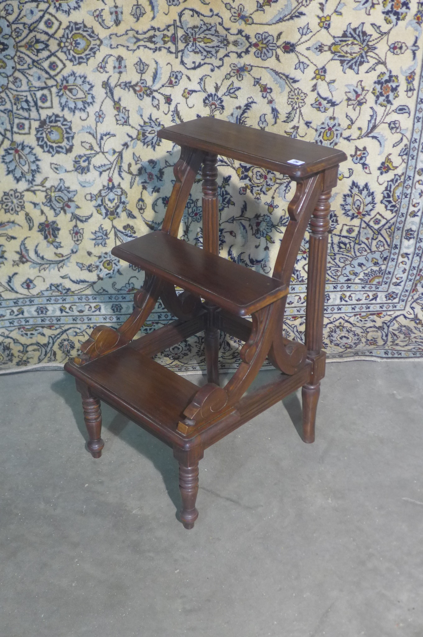 A 19th century style mahogany set of three rung library steps, 81cm tall, 45cm wide