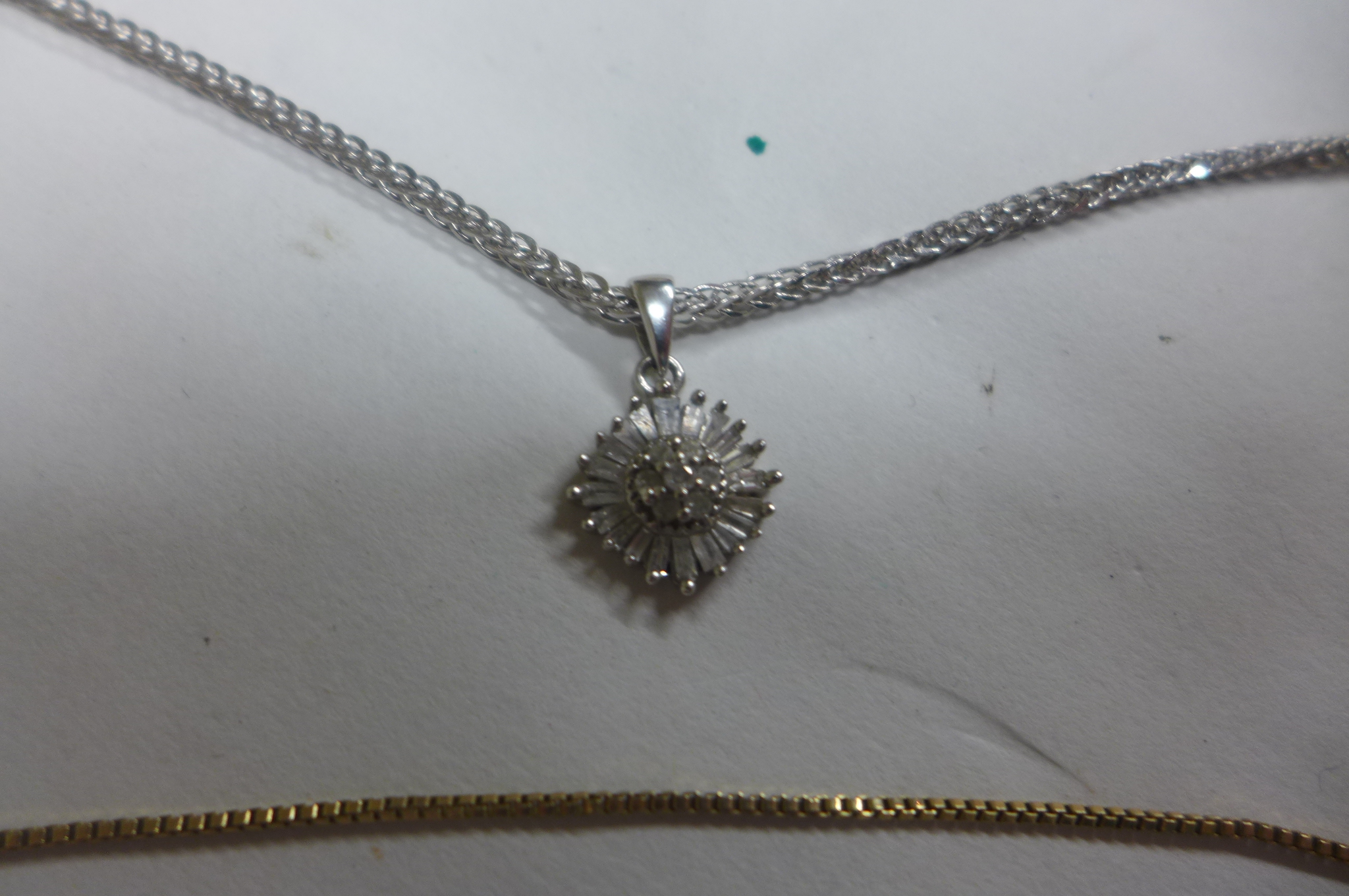 An 18ct white gold necklace with a 9ct pendant, total weight approx 4.4 grams, a 9ct necklace approx - Image 2 of 6