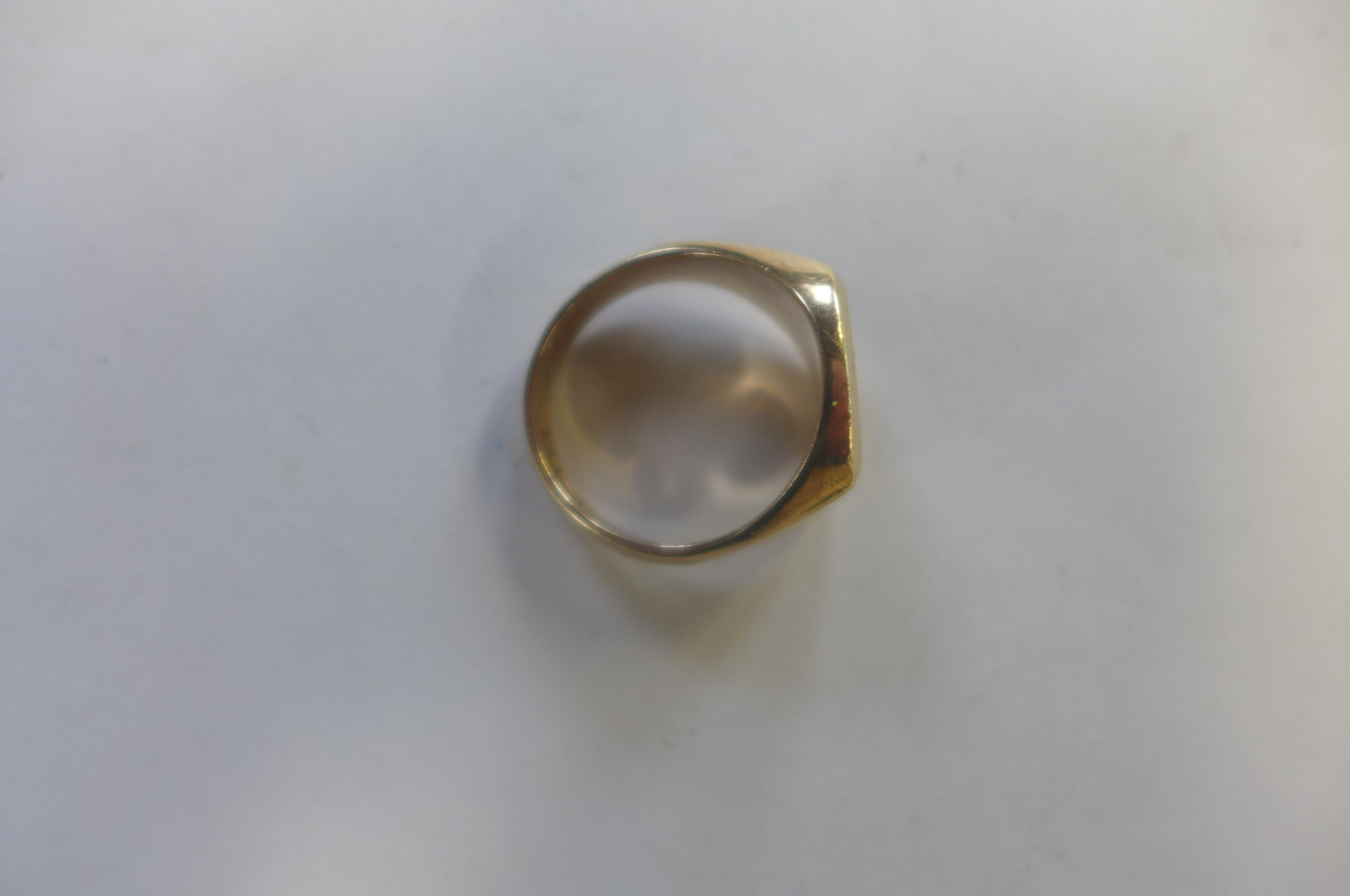 A hallmarked 9ct gold diamond signet ring, size R, approx 10.8 grams, general usage marks, hallmarks - Image 3 of 3