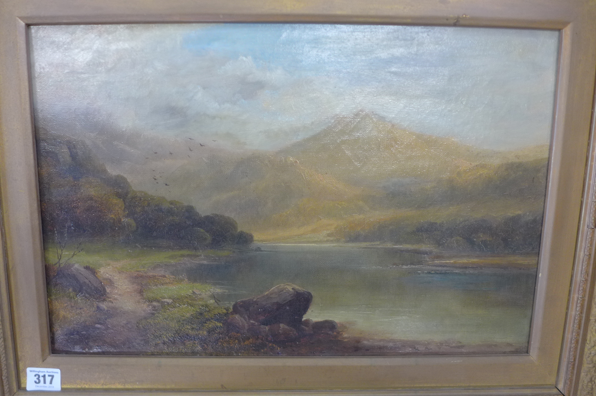 An oil on canvas, Scottish loch scene, signed Tom Seymour, in a gilt frame, 55x70 cm, some overall - Image 2 of 4