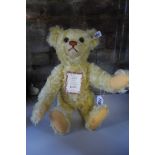 A Steiff British collectors bear 2003 - EAN 660955 - limited edition, with box and certificate