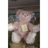 A Steiff British collectors bear 1997 - limited to 3000, EAN 654480 - 38cm tall, with box and