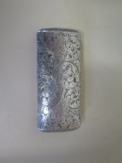 Two silver compacts and a silver snuff box - total weight approx 6 troy oz - Image 2 of 8