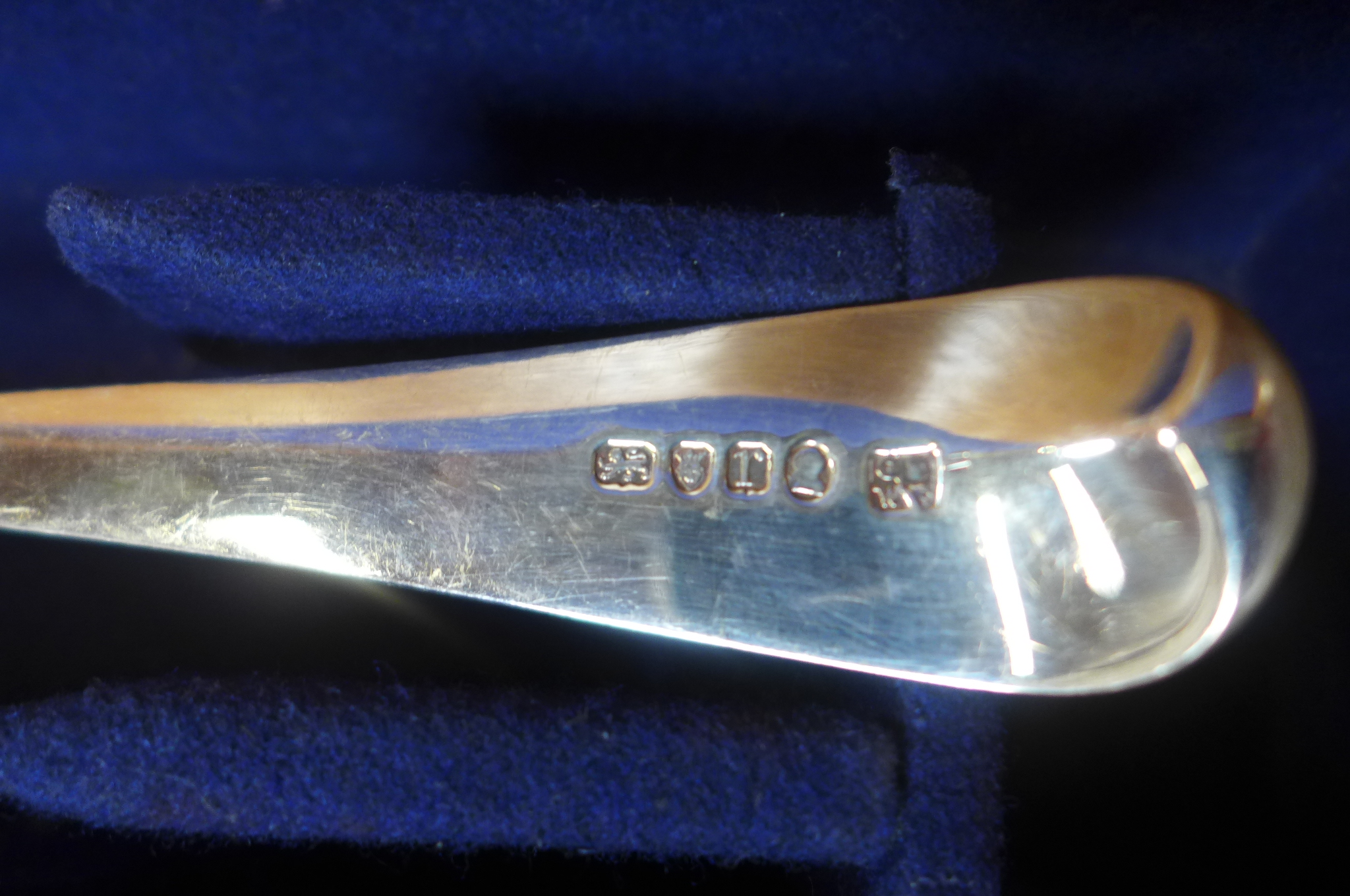 A 105 piece silver canteen of Georgian flatware, mainly by William Eley and William Fearn, London - Image 10 of 12