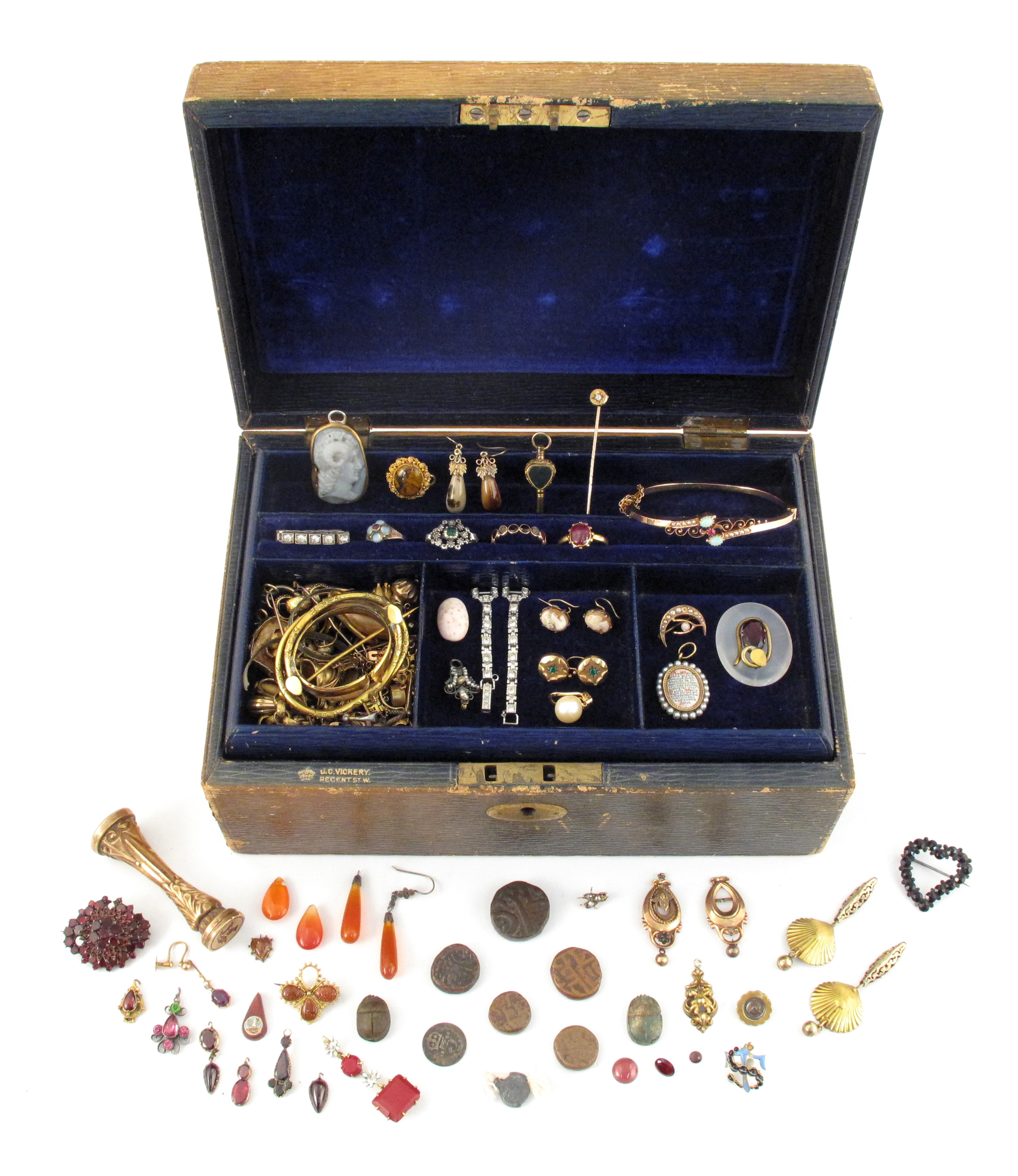 A jewellery casket with lift-out draw containing various items of jewellery, including an 18th