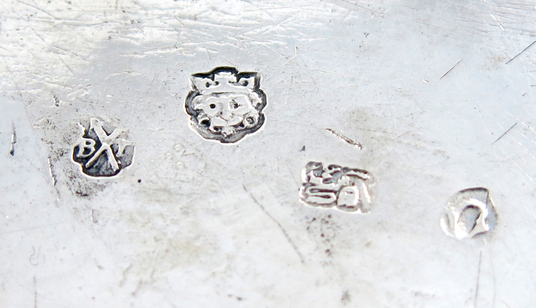 A James I silver spice or sugar box maker's mark of B.T with two staves in saltire between, possibly - Image 2 of 2