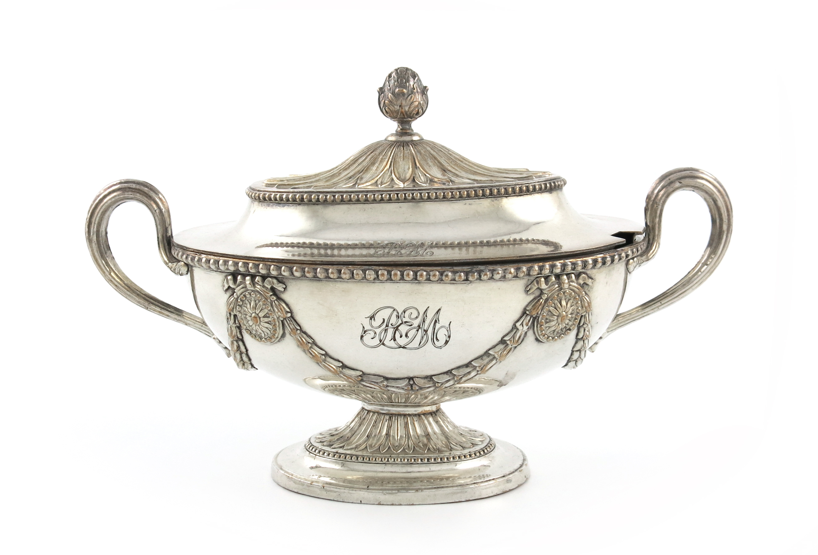 A George III old Sheffield plated sauce tureen and cover, unmarked, probably by Tudor and Co., circa