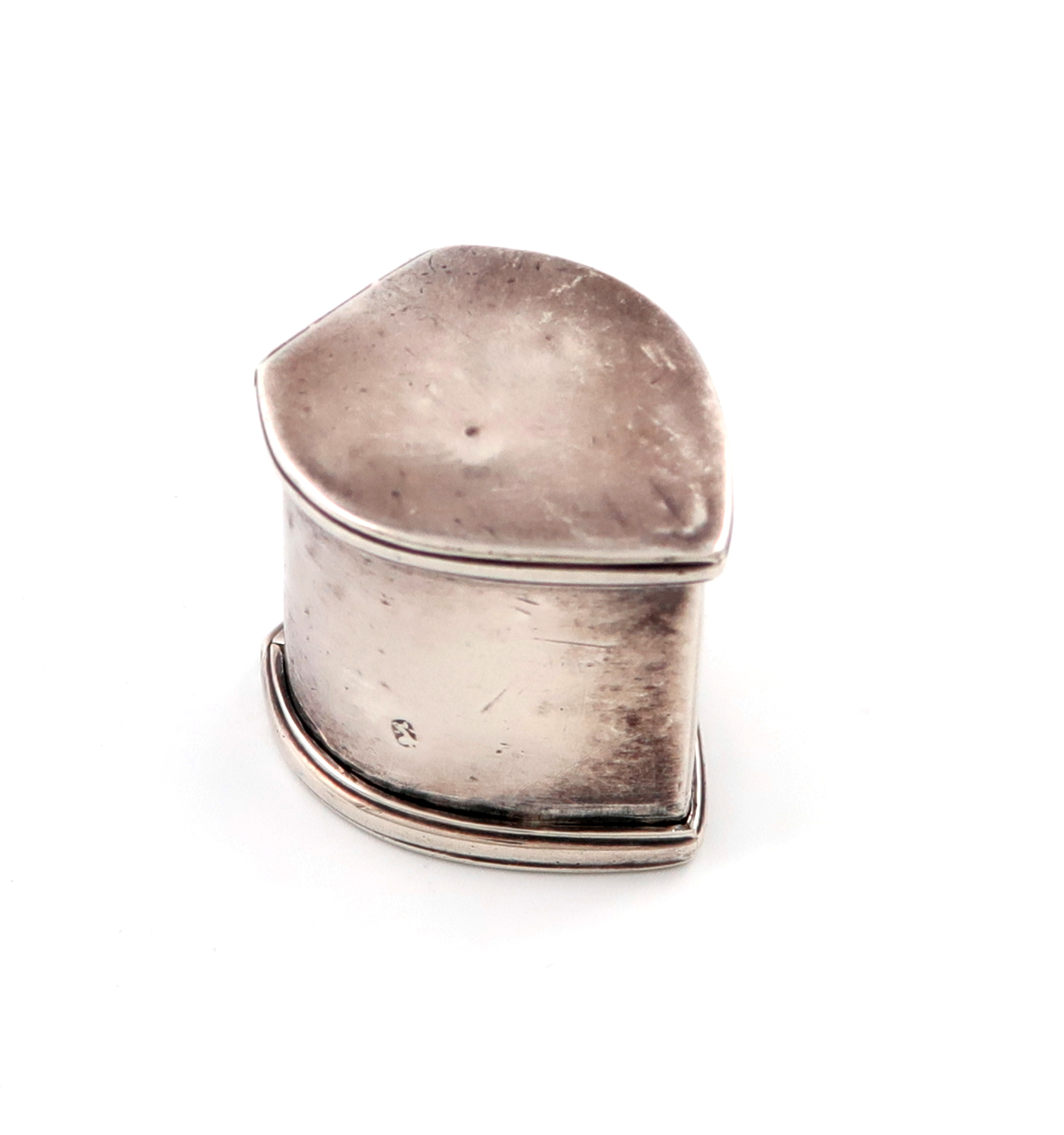 A George I silver nutmeg grater, by James Manners, London circa 1726, plain tear drop form, hinged