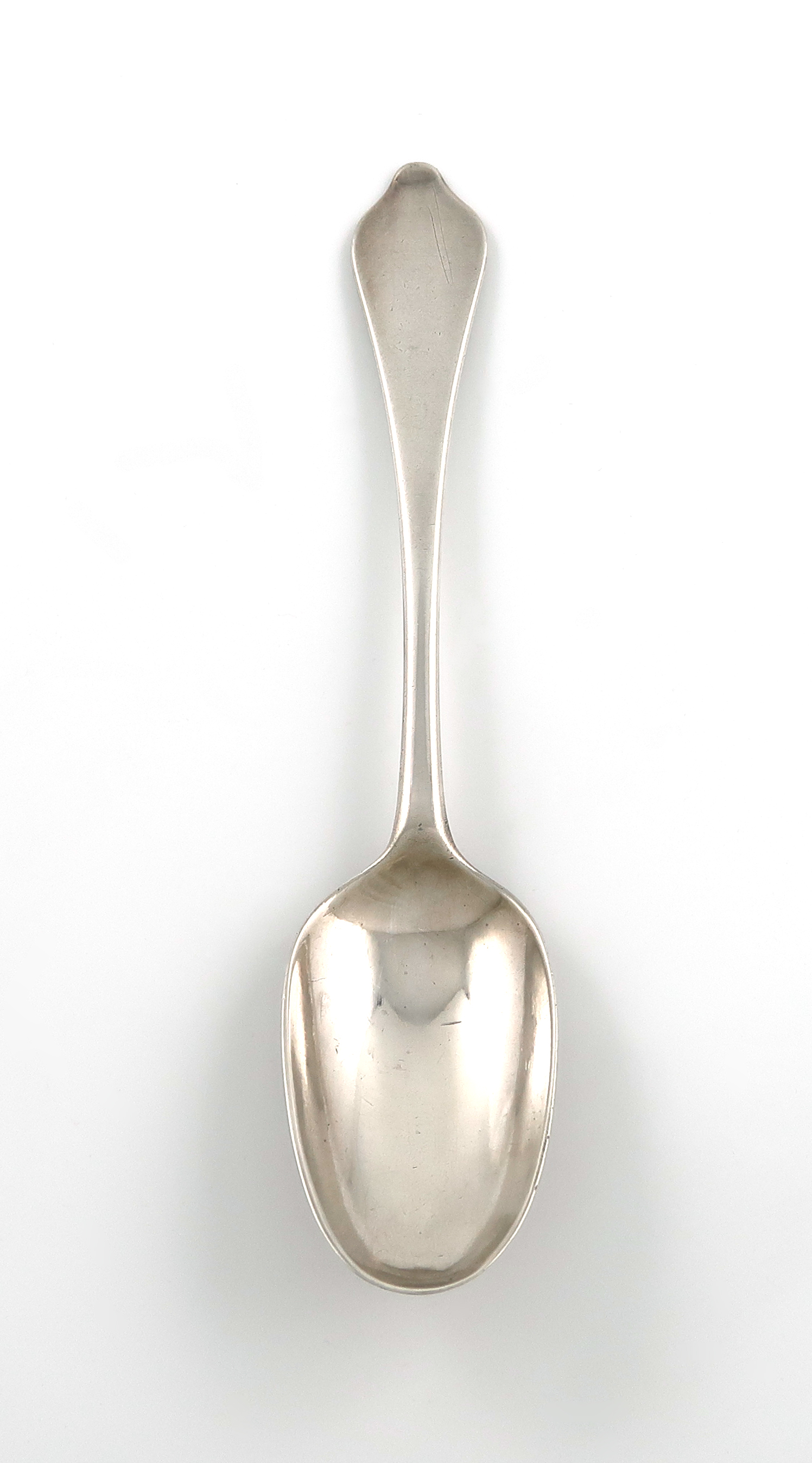 A Queen Anne silver Dog-nose spoon, by Isaac Davenport, London 1706, the oval bowl with a plain