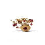 A CHINESE GOLD FILIGREE GEM-SET HAIR ORNAMENT LATE MING DYNASTY Set with rubies and formed as a