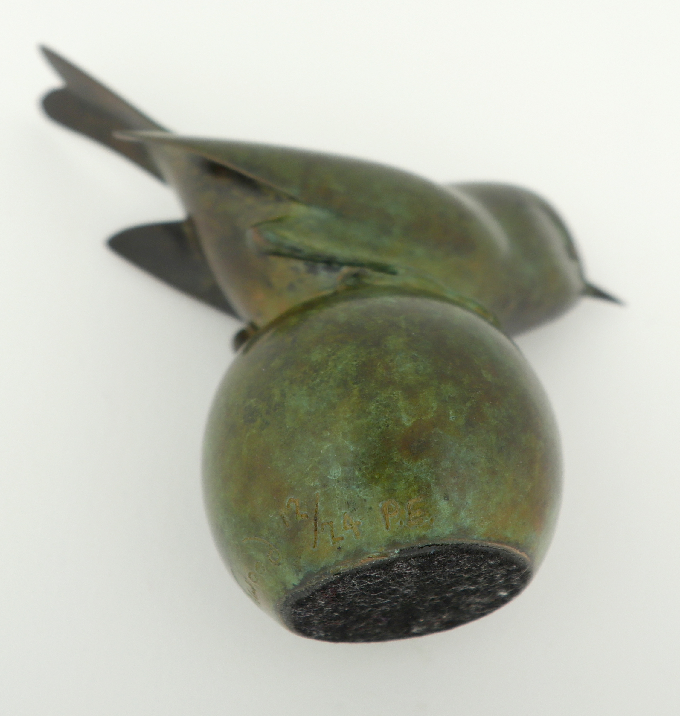 ‡ Geoffrey Dashwood (b.1947) Goldcrest on a ball Signed, numbered 12/24 and inscribed P.E. Bronze - Image 9 of 9