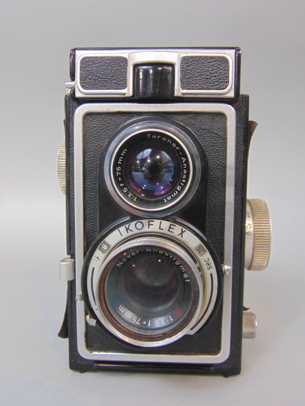 Ikoflex twin lens vintage camera with Novar-Anastigmat Teronar Anastigmat twin lens - Image 2 of 7