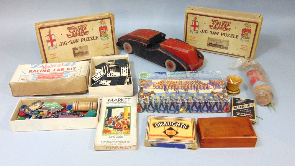 Box of vintage games including two Chad Valley GWR jigsaws, Bentley 'Model craft' racing car kit,