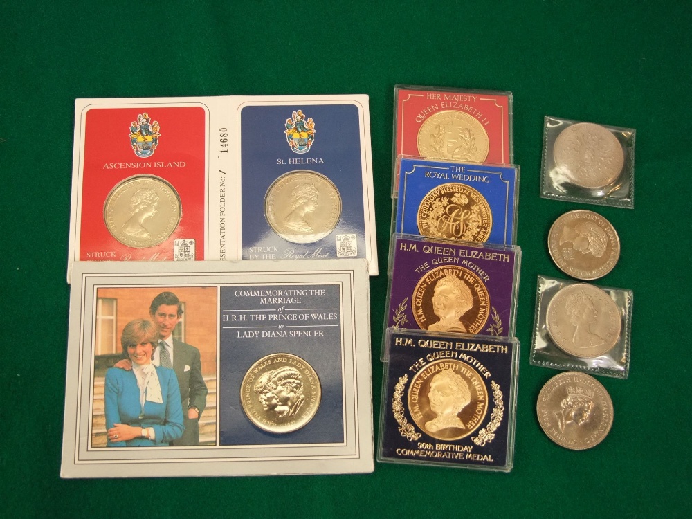 Collection of Elizabeth II crowns - 2 x £5 coins, royal birthday medals