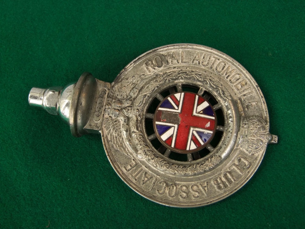 A vintage enamel Royal Automobile Club Associate car badge with union jack centre - Image 2 of 4