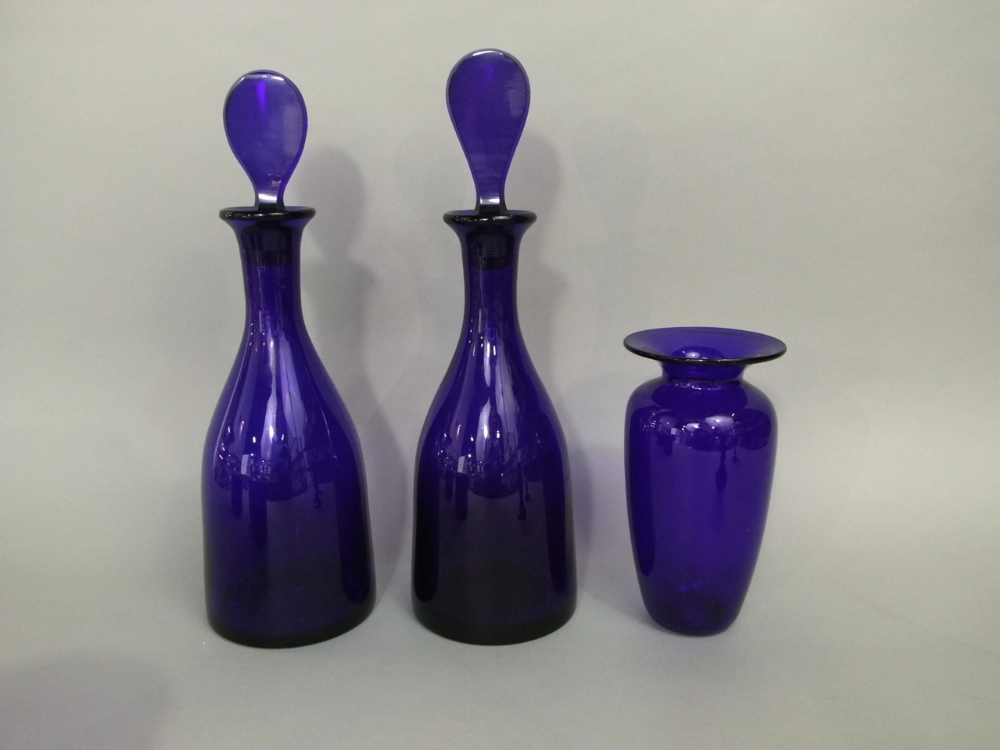 A collection of blue glass to include two Thomas Webb twin spouted finger bowls, a Bristol blue - Image 2 of 3