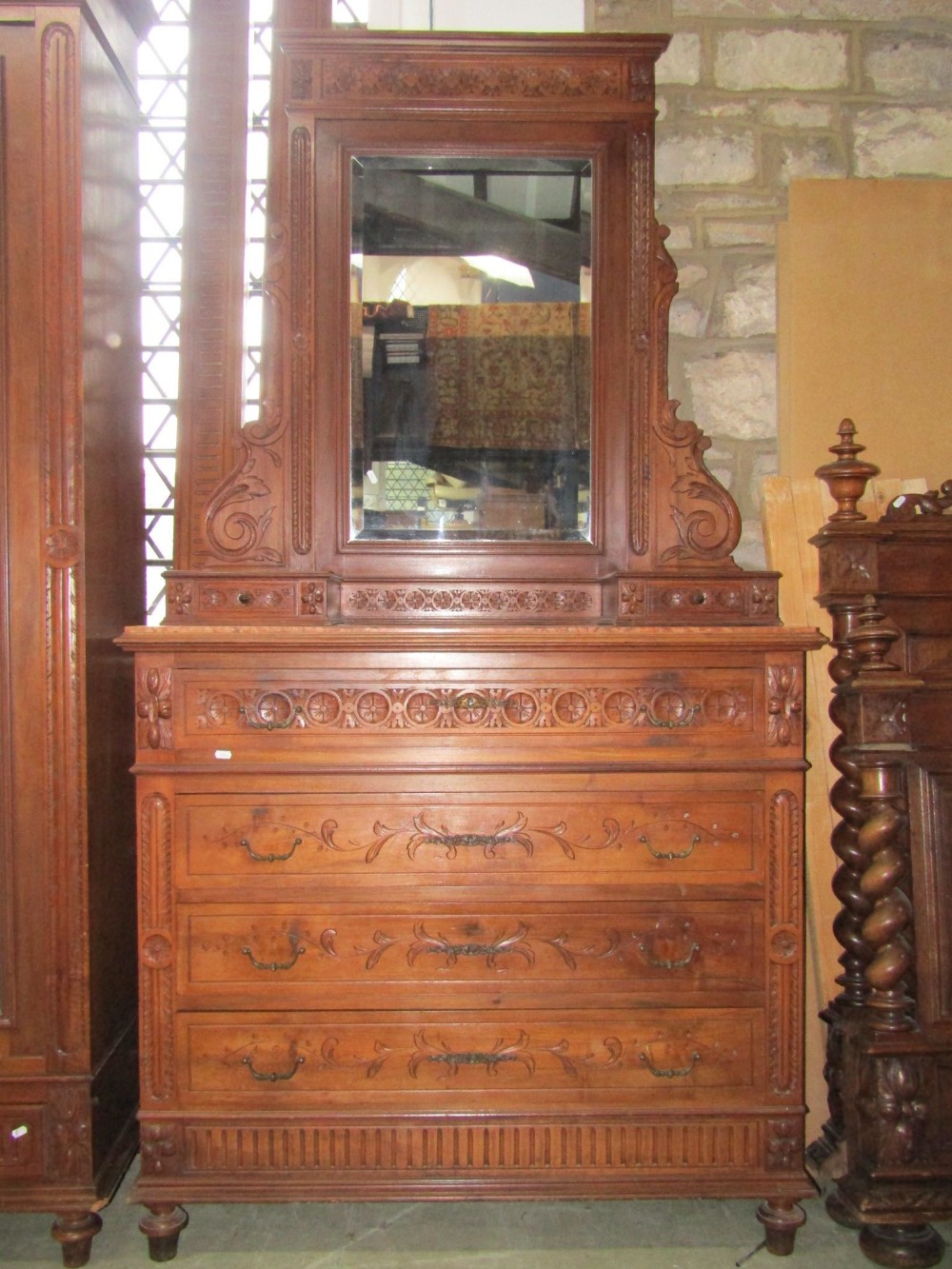 A good quality 19th century walnut four piece bedroom suite comprising a double wardrobe of - Image 4 of 4