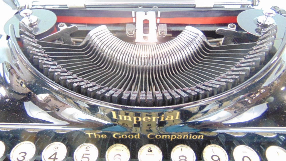 Cased Imperial, The Good Companion Typewriter - Image 4 of 4