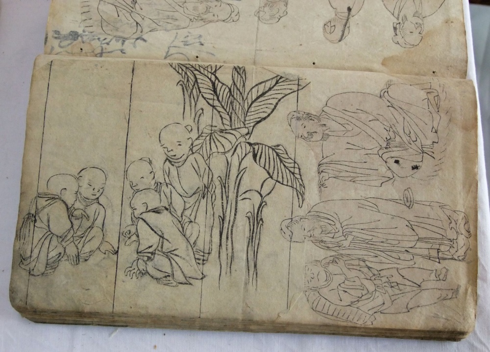 An unusual 19th century Chinese sketch book of numerous figure studies, landscape subjects, a - Image 5 of 6