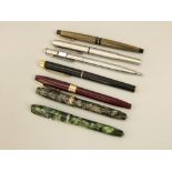 A collection of vintage fountain pens Conway Stewart 75, Duro, Sheaffer, etc and others (7)