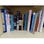 A collection of good quality art and fashion reference books (24)