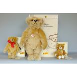 Boxed Steiff teddy bear 'New Mr Cinnamon', blonde, 44cm tall, limited edition no 00881 together with