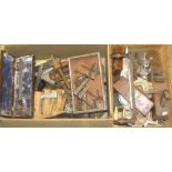 A miscellaneous lot of vintage and later hand tools, together with a Hitachi M12SA electric bench