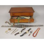 Interesting mixed lot to include a 9ct snake watch strap (4.6g), a graduated bead necklace -