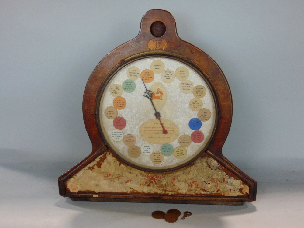 Penny slot wheel of fortune machine, in working order with key, 45 cm high